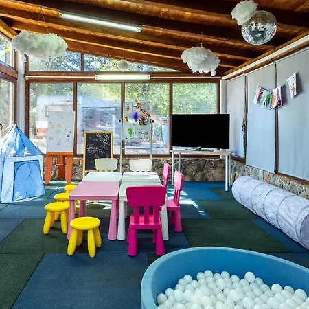 Camping Cozy Stacaravan In Glavotok With Wifi 4*