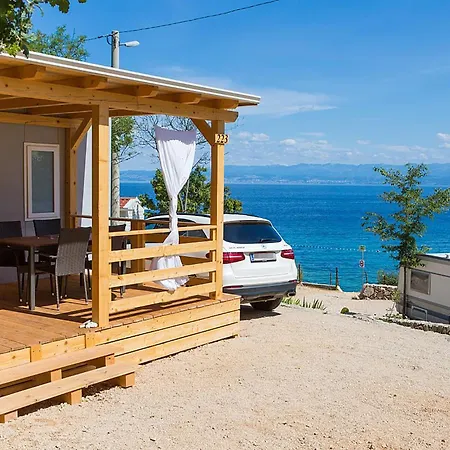 Camping Cozy Stacaravan In Glavotok With Wifi Brzac