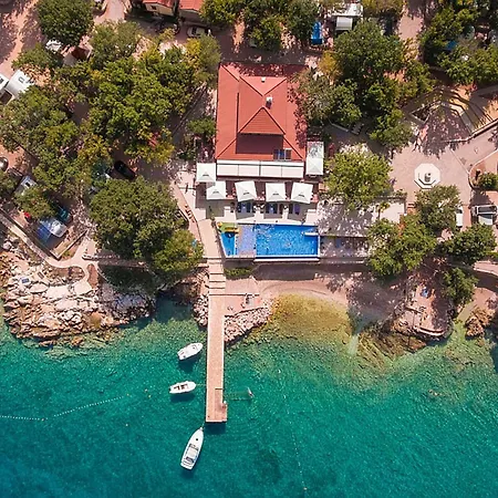 Cozy Stacaravan In Glavotok With Wifi Camping