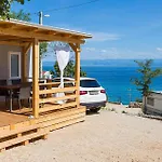 Camping Beautiful Stacaravan In Glavotok With Wifi Brzac
