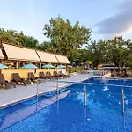 Beautiful Stacaravan In Glavotok With Wifi Camping Brzac