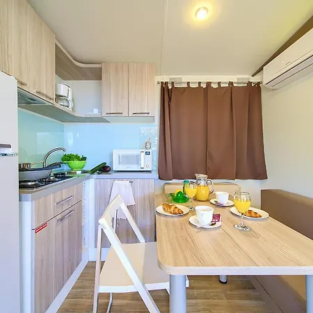 Campsite Stunning Stacaravan In Glavotok With Wifi