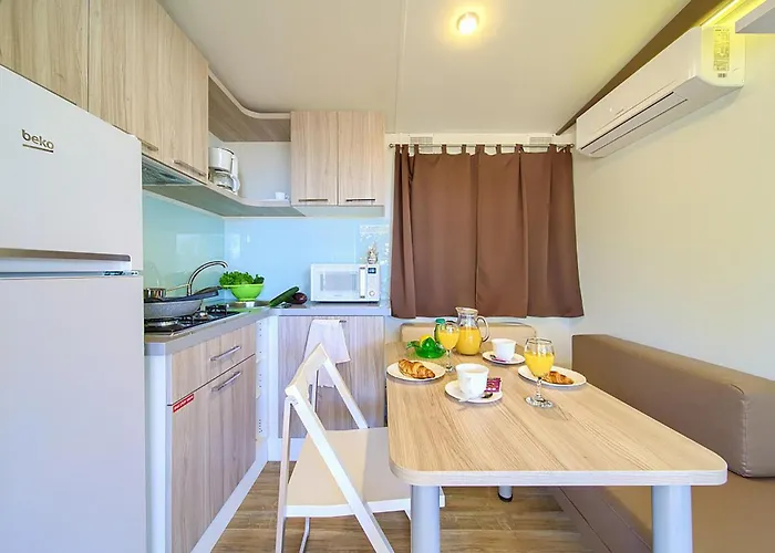 Campsite Cozy Stacaravan In Glavotok With Wifi
