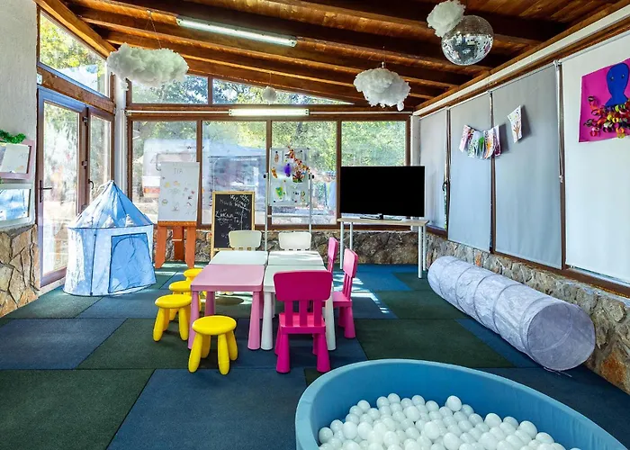 Campsite Cozy Stacaravan In Glavotok With Wifi 4*
