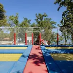 Beautiful Stacaravan In Glavotok With Wifi 4* Brzac