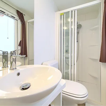 Cozy Stacaravan In Glavotok With Wifi Kemp 4*